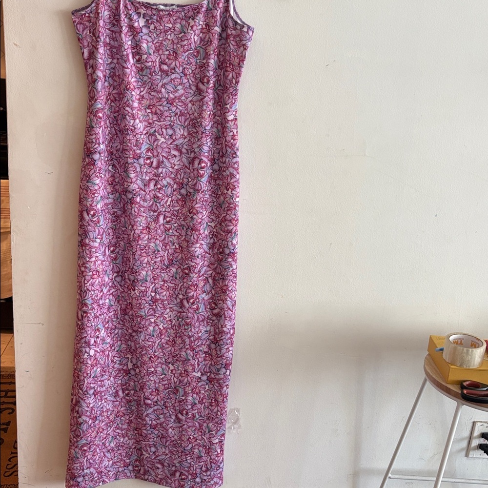Elegant Floral Maxi Dress in Pink